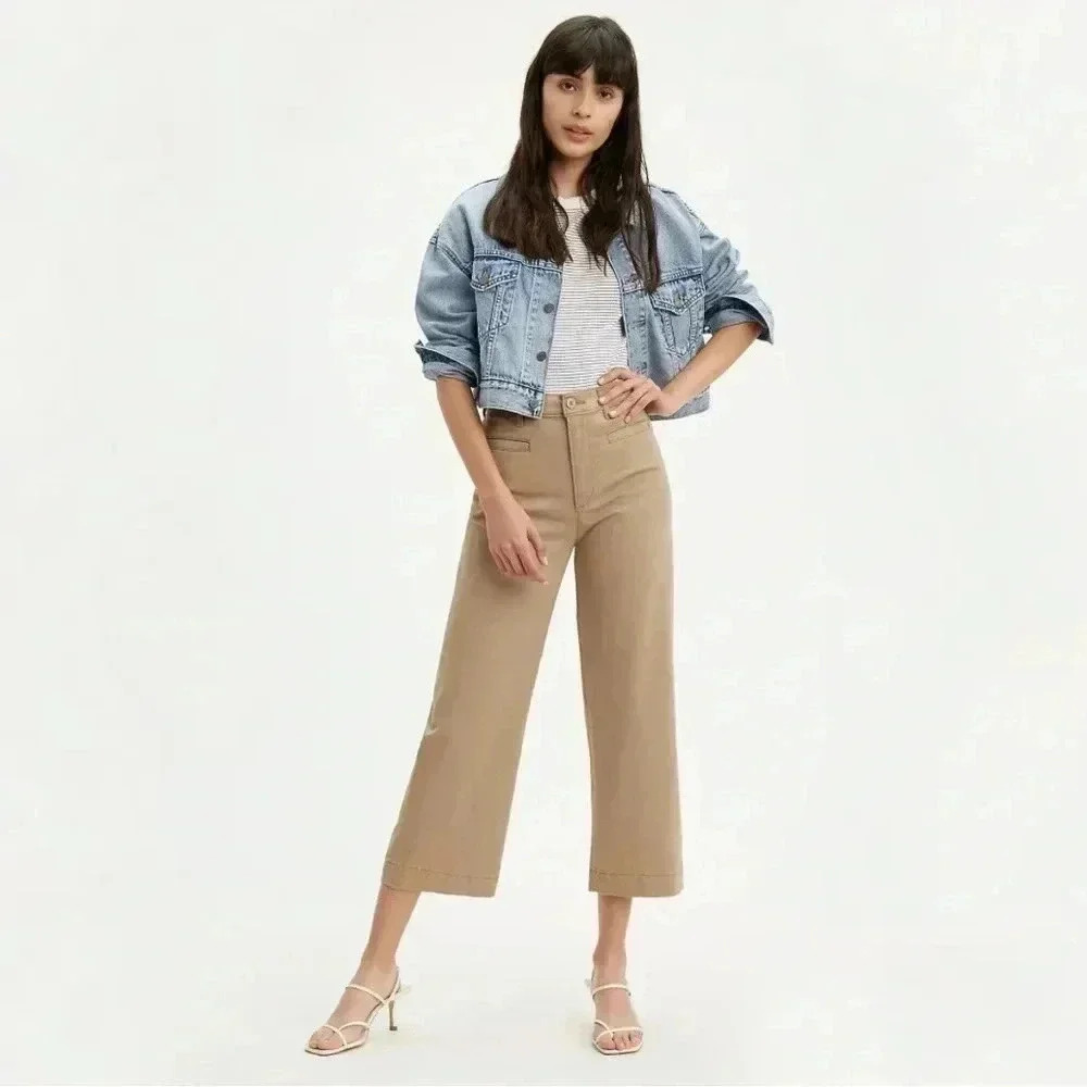 Levi's Premium Ribcage Wide Leg Crop High Rise Tan Pants‎ Size 30